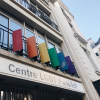 Das Foto wurde bei Centre LGBT Paris Île-de-France von Sean Y. am 7/14/2016 aufgenommen