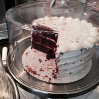 6/20/2015에 Michael N.님이 Cake Bar에서 찍은 사진