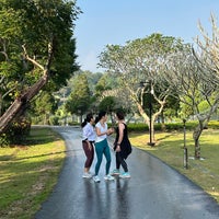 Photo taken at Chiangrai Rajabhat University by Tuk_Suthavadee on 12/12/2021