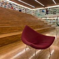 Photo taken at Livraria Cultura by Emerson C. on 11/17/2021