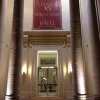 Foto diambil di Hotel Palazzo Esedra oleh Alberto M. pada 3/14/2015