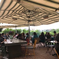 Das Foto wurde bei Backyard von Ahmet A. am 5/24/2018 aufgenommen