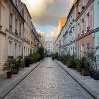 Photo taken at Rue Crémieux by a N A S S E R on 8/22/2021