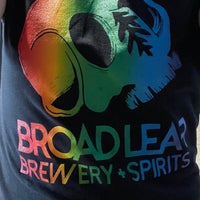 Photo taken at Broad Leaf Local Beer by Megan F. on 6/5/2022