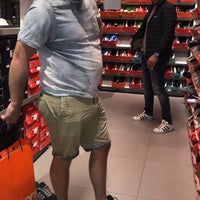 Nike Factory Store - Maasmechelen - 4 tips
