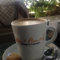 Photo taken at Robert&amp;#39;s Coffee by 💫Melo💫 on 5/13/2013