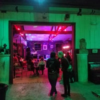 9/17/2017 tarihinde Sly Grog Loungeziyaretçi tarafından Sly Grog Lounge'de çekilen fotoğraf