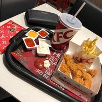 Photo taken at KFC by 🦋Meri🦋 I. on 1/11/2018