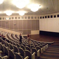 Foto tomada en Angleterre Cinema Lounge  por Alex el 5/21/2013