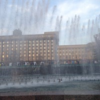 Photo taken at Фонтанный комплекс на Московской площади by Маша🐼 М. on 5/9/2013