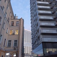 Photo taken at Новинский бульвар by Denis G. on 7/2/2021