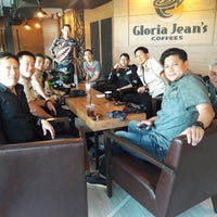 Photo taken at Gloria Jean&amp;#39;s Coffees by Nick B. on 9/15/2019