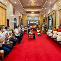 Photo taken at วัดอุทัยธาราม (บางกะปิ) Wat U Tai Taram (Bangkapi) by Nick B. on 3/12/2021