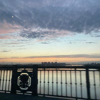 Photo taken at Коммунальный (Октябрьский) мост by Антон П. on 8/31/2021