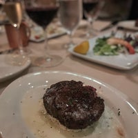 Photo taken at Ruth&amp;#39;s Chris Steak House by 舞 on 2/11/2023
