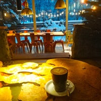 Foto tirada no(a) Lip Smacking Cafe por Vladimir B. em 12/14/2022