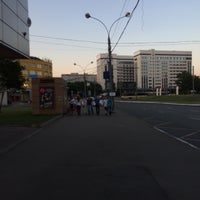 Photo taken at Остановка «Метро „Пролетарская“» by Elena S. on 6/25/2016