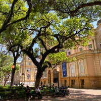 Photo taken at Praça da Alfândega by Luiz M. on 2/10/2022