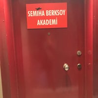 Foto scattata a Semiha Berksoy Opera Vakfı da 💕My S. il 10/5/2017