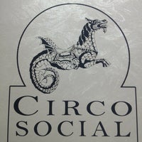 รูปภาพถ่ายที่ Circo Social โดย Adrian B. เมื่อ 2/1/2013