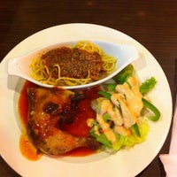 Photo taken at Kenny Rogers Roasters by Cathy on 3/14/2015