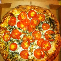 Снимок сделан в Pizza Classics пользователем Savannah L. 5/10/2013