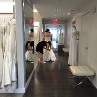 รูปภาพถ่ายที่ The Wedding Atelier โดย graceygoo เมื่อ 8/3/2015