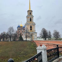 Photo taken at Рязанский кремль by Olga K. on 11/8/2021