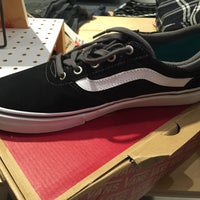 vans store domain