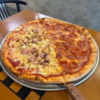 Photo taken at Tonys new york pizza by Monse on 12/22/2023