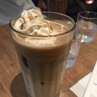 Photo taken at EXCELSIOR CAFFÉ by KAMOSHIDA T. on 5/29/2019
