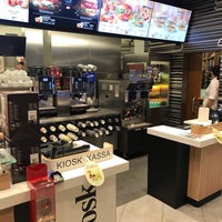 Photo taken at McDonald&amp;#39;s by Godwin S. on 3/20/2019