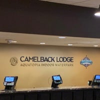 Foto diambil di Camelback Lodge &amp;amp; Indoor Waterpark oleh G T. pada 7/10/2022
