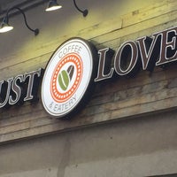 2/24/2020 tarihinde G T.ziyaretçi tarafından Just Love Coffee Cafe - Music Row'de çekilen fotoğraf
