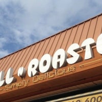 รูปภาพถ่ายที่ Roll N Roaster โดย G T. เมื่อ 12/10/2022