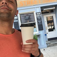 Photo taken at Stone Street Coffee Company by Kenny M. on 7/15/2021