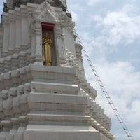 Photo taken at Wat Rakang by NUCH T. on 10/17/2023