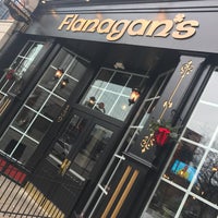 รูปภาพถ่ายที่ Flanagan&#39;s Irish Pub โดย Scott เมื่อ 12/4/2016
