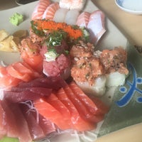 Photo taken at Uo Katsu Sushi Bar by Thiago S. on 6/9/2017