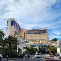 Photo taken at The Mirage Hotel &amp;amp; Casino by Carlos A. on 2/26/2024