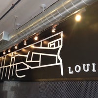 4/21/2015 tarihinde Ani H.ziyaretçi tarafından Louie Coffee Shop'de çekilen fotoğraf