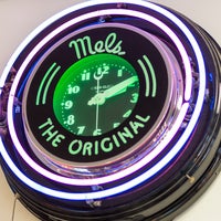 Foto tomada en Original Mels Diner  por Original Mels Diner el 10/2/2017