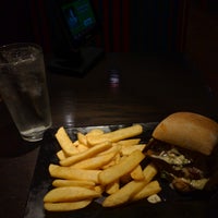 Photo taken at Red Robin Gourmet Burgers and Brews by Roy S. on 1/30/2017