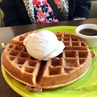 Photo taken at Hash House by ᴡ K. on 6/2/2018
