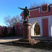 Photo taken at Ленинский парк by Eduard on 1/12/2013