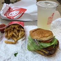 Photo taken at Wendy’s by Patrick M. on 7/29/2017