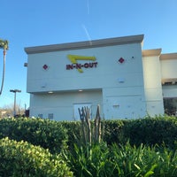 Photo taken at In-N-Out Burger by Evelyn on 3/8/2021