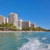 1/29/2016 tarihinde Pacific Beach Hotel Waikikiziyaretçi tarafından Pacific Beach Hotel Waikiki'de çekilen fotoğraf