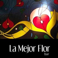 รูปภาพถ่ายที่ La Mejor Flor Bar โดย Javier T. เมื่อ 3/2/2013