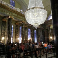 Photo taken at Harry Potter and the Escape from Gringotts by Erica A. on 7/20/2014
